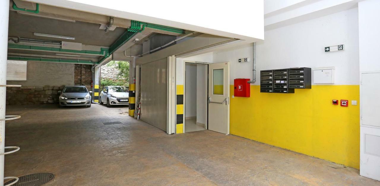 Luxury Apts Leone Split Centre Bagian luar foto