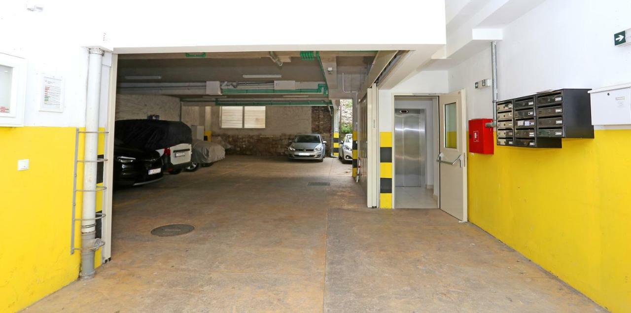Luxury Apts Leone Split Centre Bagian luar foto