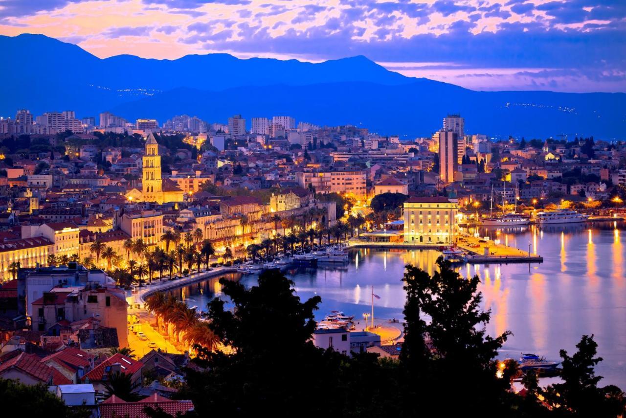 Luxury Apts Leone Split Centre Bagian luar foto