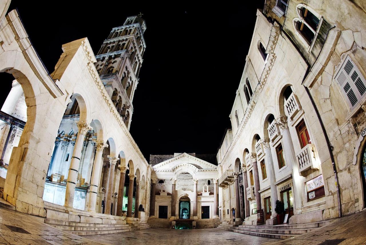 Luxury Apts Leone Split Centre Bagian luar foto